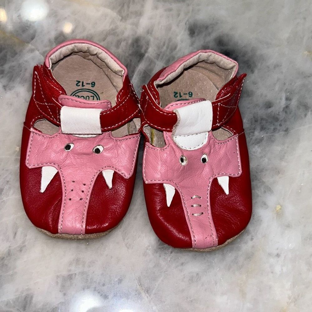 Livie and Luca elephant crib shoes 6/12m